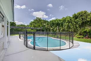 2400 NW 105th Terrace, Coral Springs, FL 33065 - Photo 2