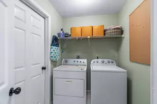 433 Goldenwood Way, Wellington, FL 33414 - Photo 18