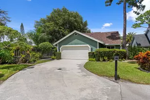433 Goldenwood Way, Wellington, FL 33414 - Photo 4