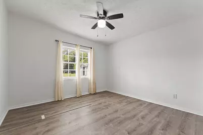 3920 Edwards Road, Fort Pierce, FL 34981 - Photo 8
