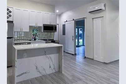 315 SW 7th Street #2, Fort Lauderdale, FL 33315 - Photo 2