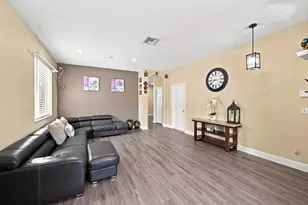 5021 Pebblebrook Ter, Coconut Creek, FL 33073 - Photo 10
