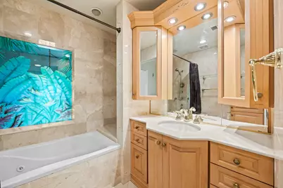 2524 Castilla Isle, Fort Lauderdale, FL 33301 - Photo 30