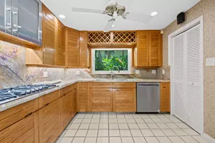 2524 Castilla Isle, Fort Lauderdale, FL 33301 - Photo 26