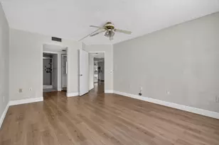 13700 SW 11th St, Pembroke Pines, FL 33027 - Photo 24