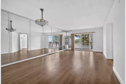 13700 SW 11th Street #203A, Pembroke Pines, FL 33027 - Photo 12