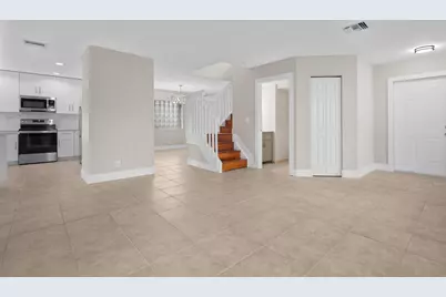 4250 NW 1st Place, Deerfield Beach, FL 33442 - Photo 8