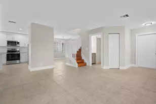 4250 NW 1st Pl, Deerfield Beach, FL 33442 - Photo 8