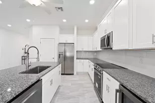 1024 SW 35th St, Palm City, FL 34990 - Photo 6
