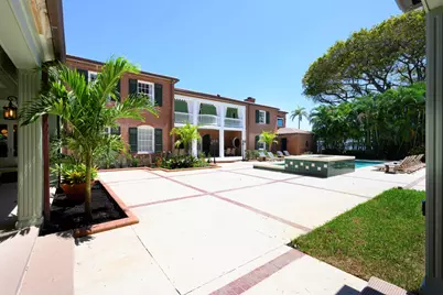 1125 N Flagler Drive, West Palm Beach, FL 33401 - Photo 2