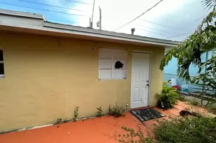 1930 Pierce St, Hollywood, FL 33020 - Photo 2
