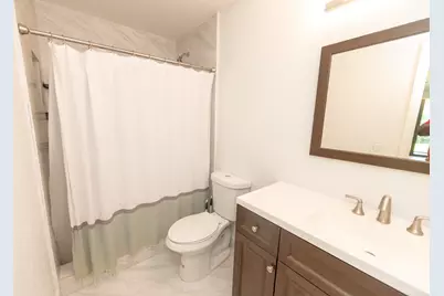 11060 S Lakeview Drive #11060, Pembroke Pines, FL 33026 - Photo 12