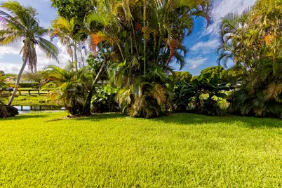11060 S Lakeview Drive #11060, Pembroke Pines, FL 33026 - Photo 18