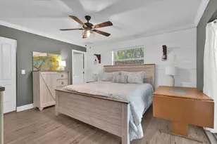 2488 NW South Manor Ave, Stuart, FL 34994 - Photo 14