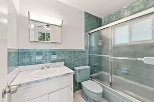 3203 McDonald St, Miami, FL 33133 - Photo 12