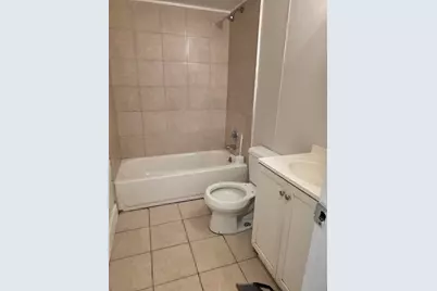 215 S Florida Avenue, Avon Park, FL 33825 - Photo 2