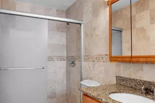 9428 NW 65th St, Tamarac, FL 33321 - Photo 12