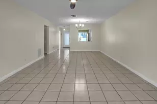 9428 NW 65th St, Tamarac, FL 33321 - Photo 6