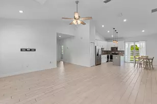 275 SW Elderberry Dr, Port Saint Lucie, FL 34953 - Photo 14