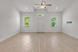 275 SW Elderberry Dr, Port Saint Lucie, FL 34953 - Photo 6