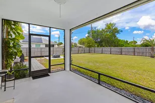275 SW Elderberry Dr, Port Saint Lucie, FL 34953 - Photo 22