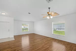 2585 SE Lakewood St, Port Saint Lucie, FL 34952 - Photo 4