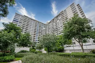 600 Three Islands Boulevard, Hallandale Beach, FL 33009 - Photo 2