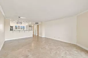 3661 Via Poinciana, Lake Worth, FL 33467 - Photo 4