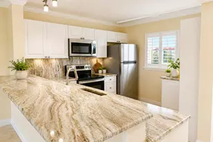 3661 Via Poinciana, Lake Worth, FL 33467 - Photo 4