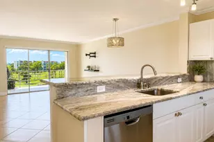 3661 Via Poinciana, Lake Worth, FL 33467 - Photo 10