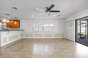 3697 Holly Dr, Palm Beach Gardens, FL 33410 - Photo 10