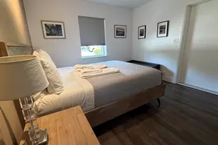 614 NE 26th St, Wilton Manors, FL 33305 - Photo 12