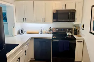614 NE 26th St, Wilton Manors, FL 33305 - Photo 22
