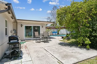 254 SW 8th Street, Dania Beach, FL 33004 - Photo 30