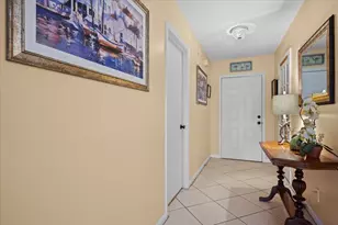 1419 Riverside Cir, Wellington, FL 33414 - Photo 2