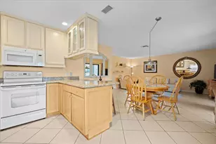 1419 Riverside Cir, Wellington, FL 33414 - Photo 8