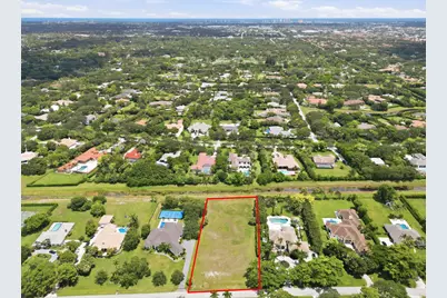 8288 Man O War Road, Palm Beach Gardens, FL 33418 - Photo 4