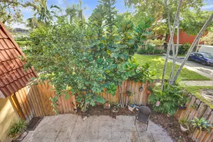 736 NW 98th Cir, Plantation, FL 33324 - Photo 26