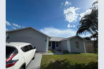 1486 SE Grapeland Avenue, Port Saint Lucie, FL 34952 - Photo 4