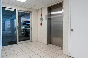 12105 NE 11th Pl, North Miami, FL 33161 - Photo 4
