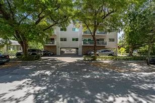 12105 NE 11th Pl, North Miami, FL 33161 - Photo 28