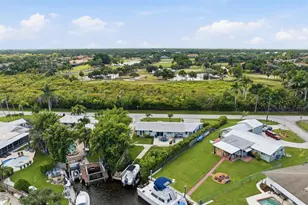 387 SW Riverway Blvd, Palm City, FL 34990 - Photo 34