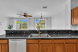 3028 N Evergreen Cir, Boynton Beach, FL 33426 - Photo 8