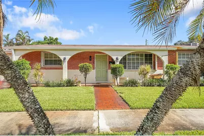 2705 Roosevelt Street, Hollywood, FL 33020 - Photo 2
