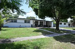 6814 NW 14th St, Plantation, FL 33313 - Photo 2