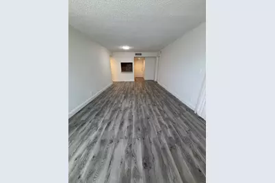 220 Lakeview Drive #103, Weston, FL 33326 - Photo 10