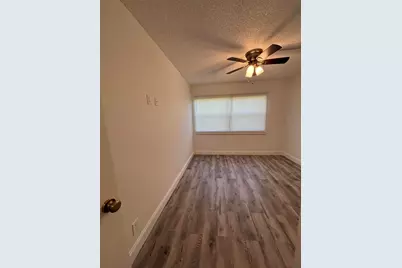220 Lakeview Drive #103, Weston, FL 33326 - Photo 16