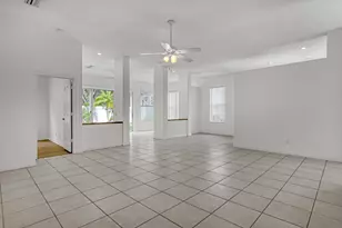 204 S Hampton Dr, Jupiter, FL 33458 - Photo 10