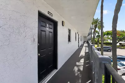 9235 SW 8th Street, Boca Raton, FL 33428 - Photo 8