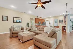 1870 NE Victorian Ln, Jensen Beach, FL 34957 - Photo 18